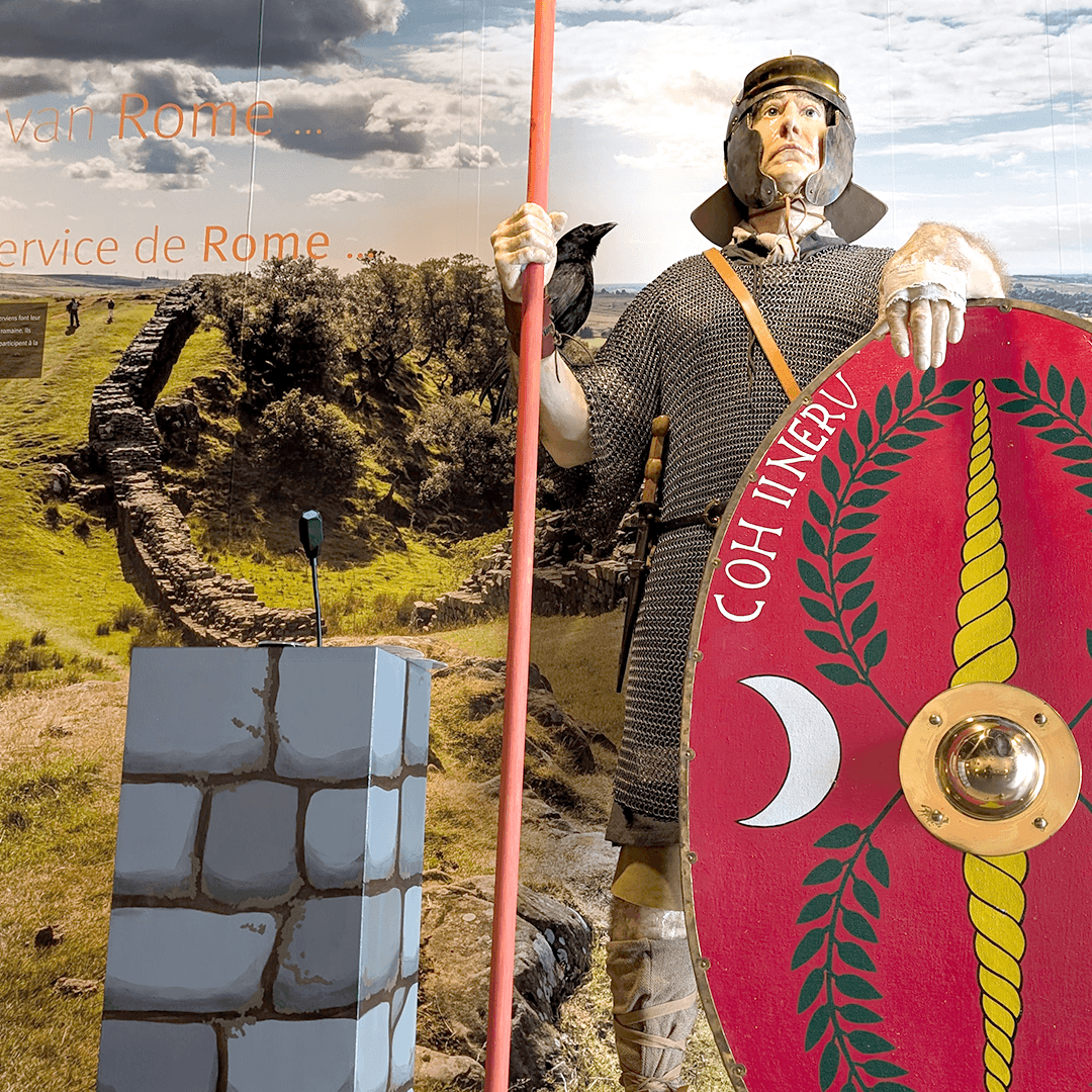 Close-up of the Roman soldier Julius Felix in the Archeocentrum Velzeke
